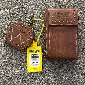 NWT WRANGLER CROSSBODY BAG